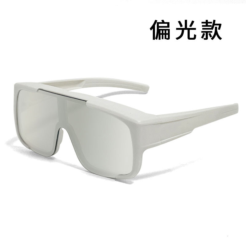 Серебряная деталь в белой оправе (можно носить очки для близорукости), поляризованная версия