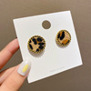 Fashionable retro earrings, Korean style, city style, simple and elegant design