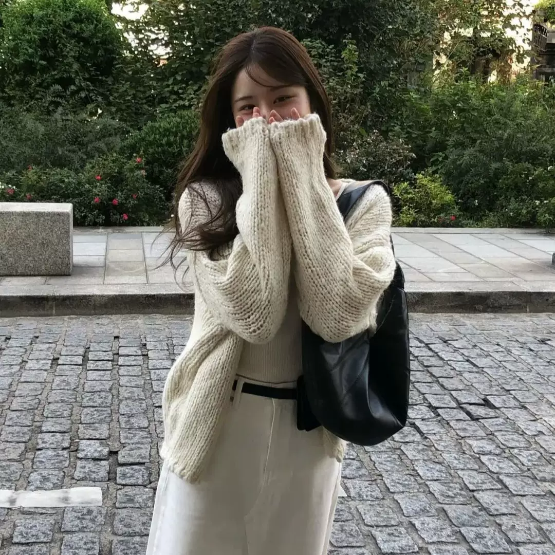 现货 2025秋季新款韩国东大门OU*CE气质纯色显瘦慵懒风针织开衫女