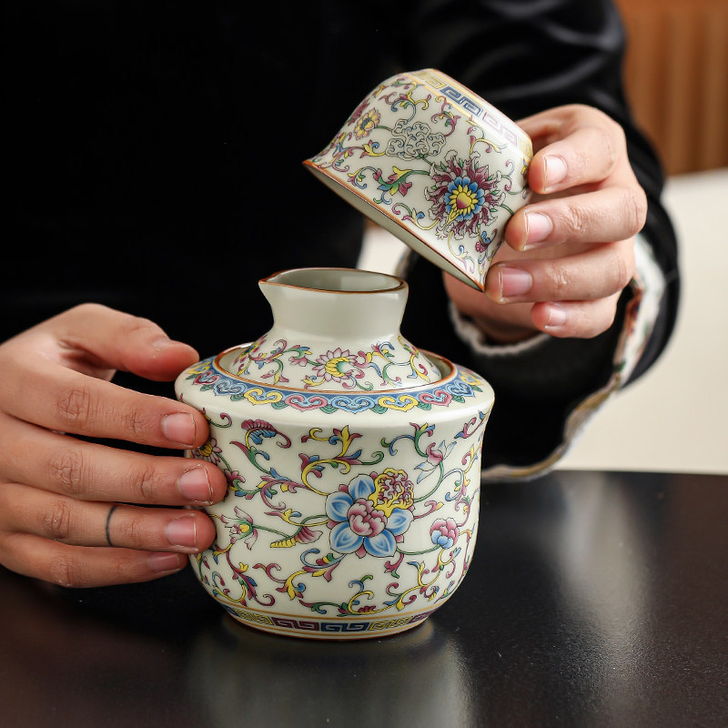Ceramic Wine Warmer with Lotus Design, Household Wine Heating Pot, Suitable for Yellow Wine, White Wine, Sake, and Wine Cup Set
