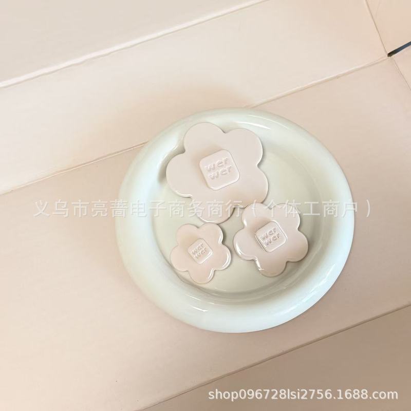 2025徐璐字母款醋酸蝴蝶结鸭嘴发夹刘海边夹可爱少女时髦碎发整理|undefined