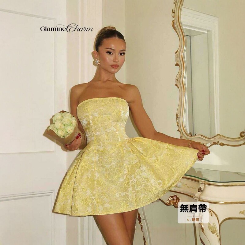 Slim-fit strapless jacquard mini dress for women, French elegant floral dress, strapless A-line dress for parties and vacations Slim-fit strapless jacquard mini dress for women, French elegant floral dress, strapless A-line dress for parties and vacations