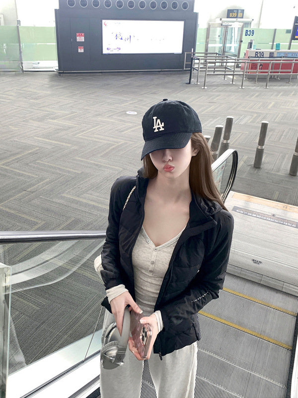 2025新款lulu羽绒服女冬季90白鸭绒短款轻薄收腰瑜伽运动健身外套|undefined