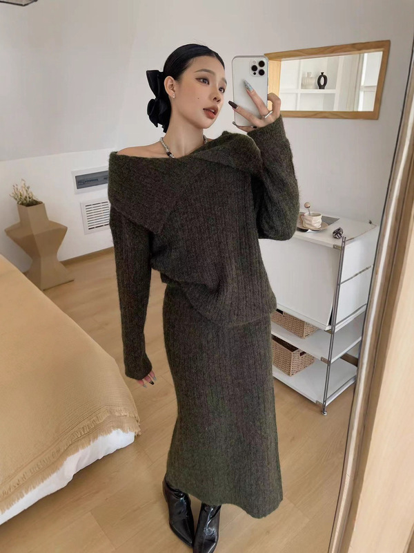慵懒风不规则一字肩毛衣上衣+半身长裙两件套女秋冬百搭针织套装|undefined