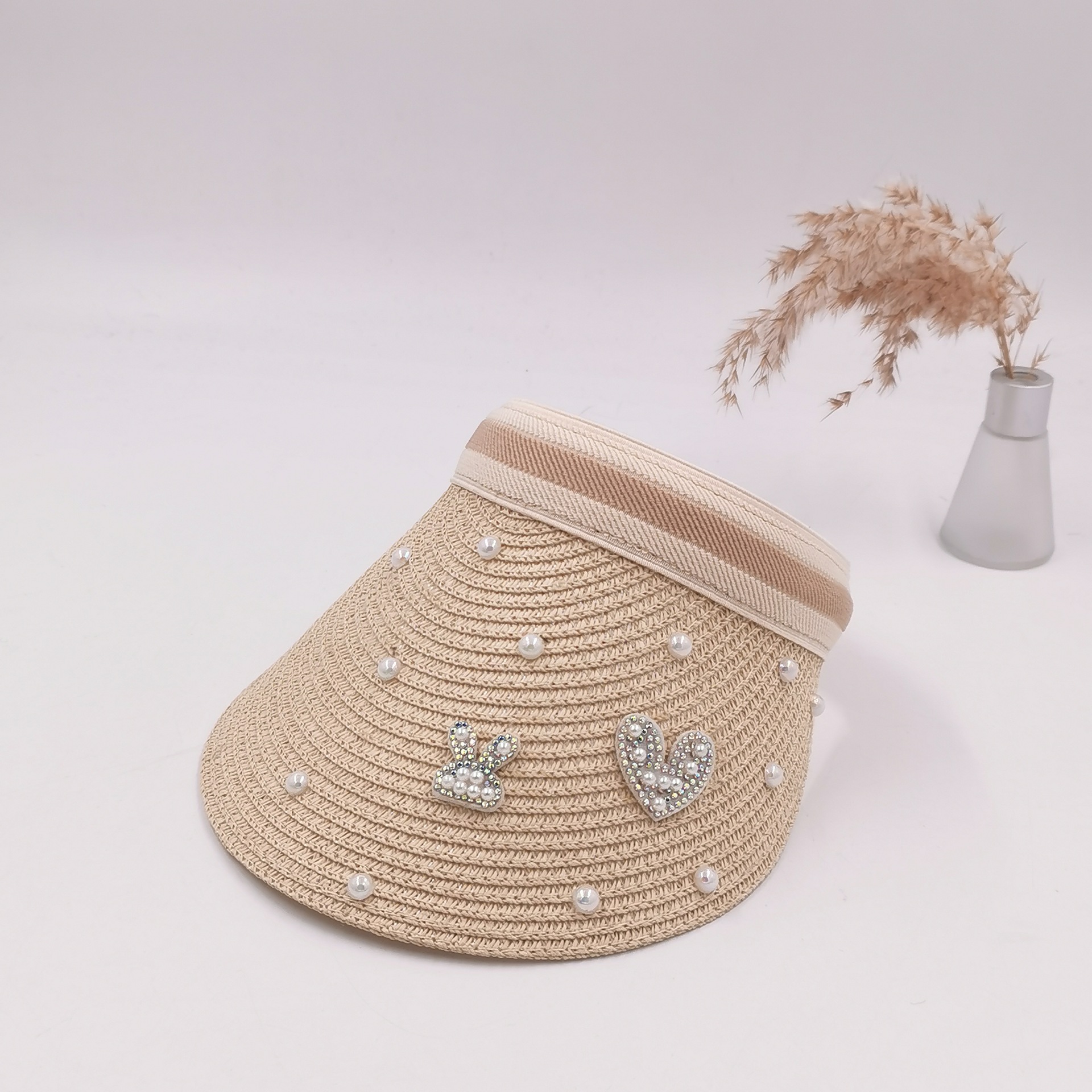 B4153ED725F865FFE06F8F7975BE9D