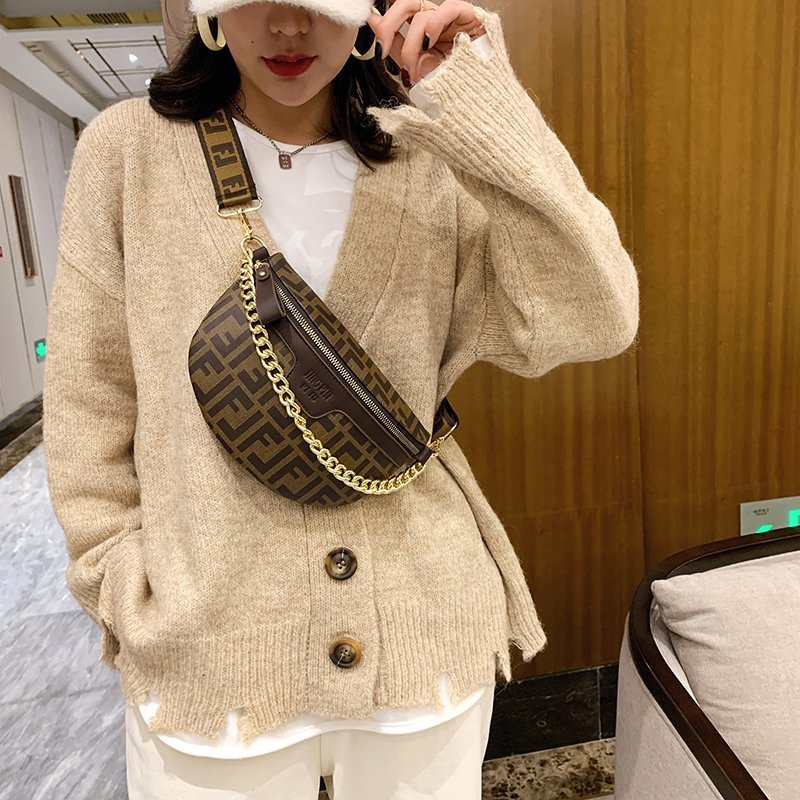 Bolsos de mano para mujer 2025, nuevo bolso de moda jacquard para comercio exterior, bolso de cintura con cadena, bolso bandolera de un solo hombro con letra.