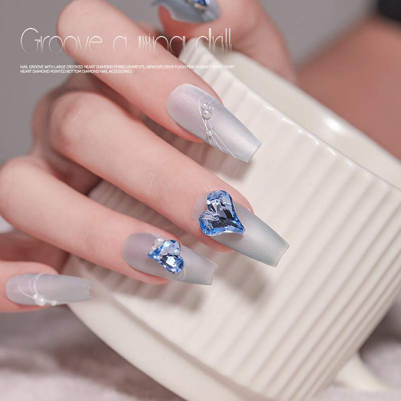 Nuevo flash melocotón corazón amor diamante puntiagudo Fondo diamante K9 accesorios de uñas al por mayor