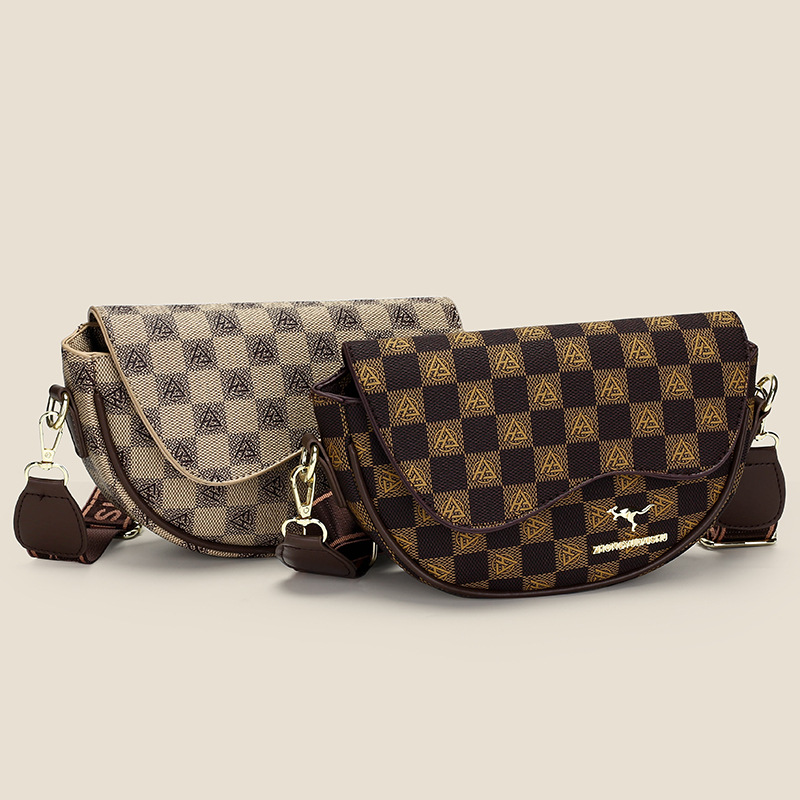 Trendy Women's Winter Bags 2025 Half-Round Ins Saddle Bag Fashion Crossbody Bag