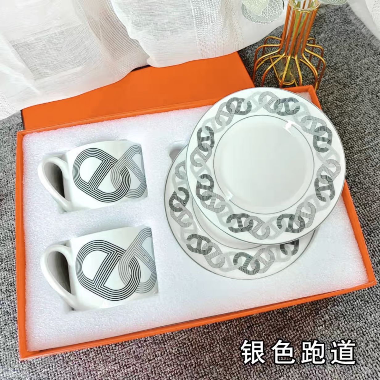 Corte europea transfronteriza retrógrada taza de café de porcelana casera doble taza de plato taza de cerámica taza de té de la tarde pareja