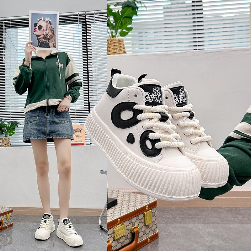 2025 Spring New Women's Shoes Korean Style Ins Breathable White Shoes Women's Casual Shoes Thick Sole Versatile Panda Shoes Trendy 2025 Spring New Women's Shoes Korean Style Ins Breathable White Shoes Women's Casual Shoes Thick Sole Versatile Panda Shoes Trendy