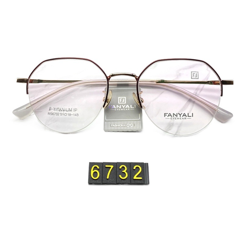 Venta al por mayor RS6732 ultra-ligero moda retro semi-titanio marco puro titanio nariz almohadilla de dos colores IP chapado resistente al color