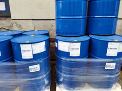 增塑剂DINCH环己烷1，2-二甲酸二异壬基酯改性