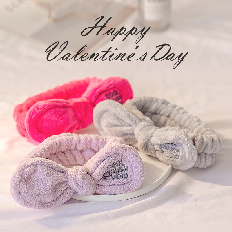 [Pequeño al por mayor] estilo coreano Super lindo bordado coral terciopelo arco yoga maquillaje cara lavado banda de pelo