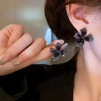Черные сексуальные серьги, цветочные
