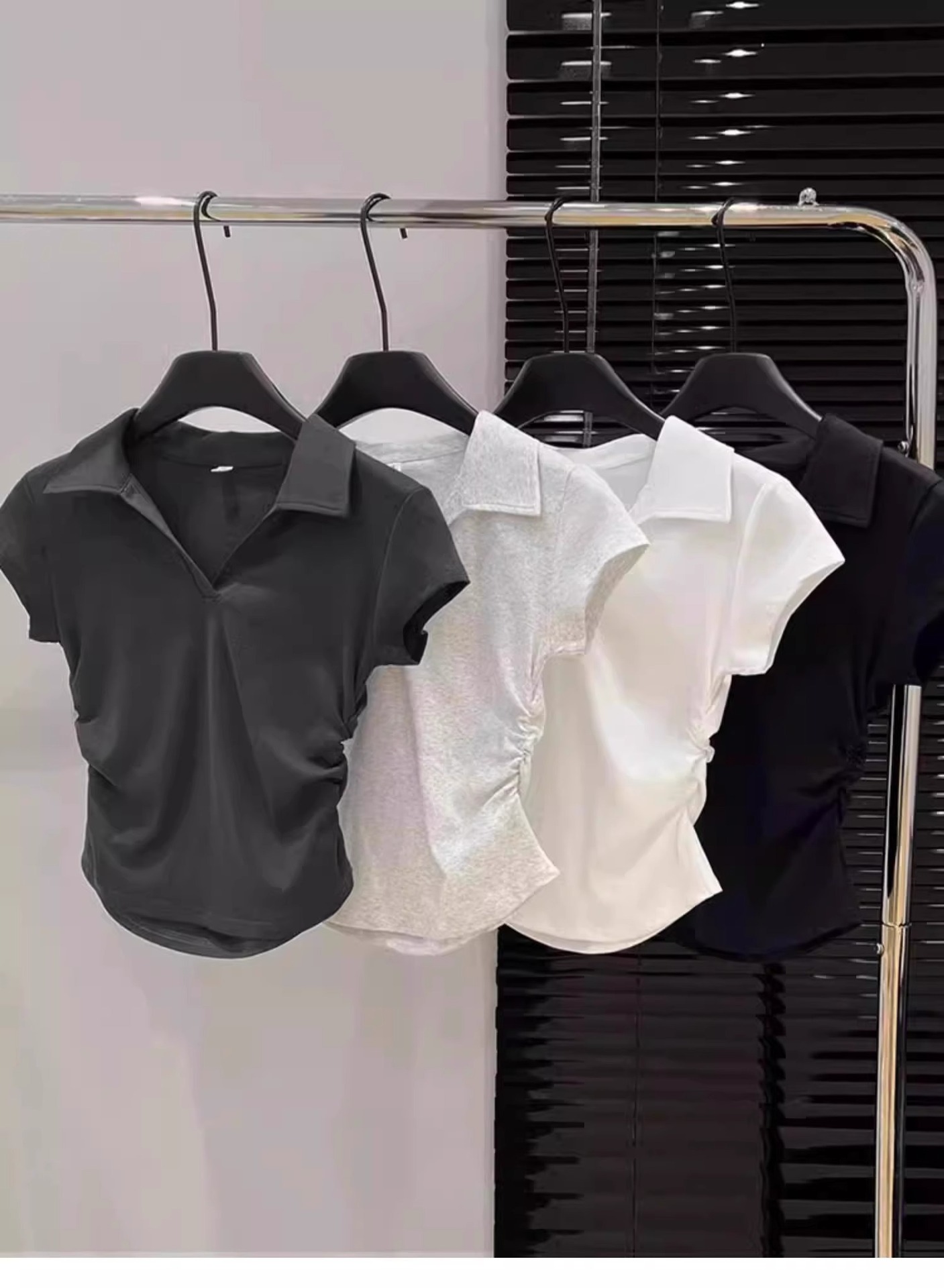 Women's Clothing Slim Fit Polo Collar Top Short Sleeve Ruched V Neck Grey T-Shirt Stylish Fitted Hot Girl Look Summer_voghion.com