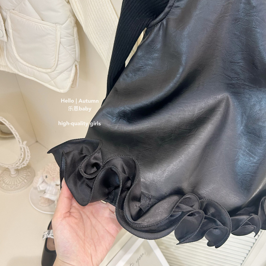 [Ropa de Niños de Leen] Año Nuevo de invierno de niñas chaleco de lana negro vestido de moda vestido de cuero