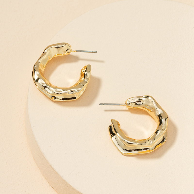 Fashion C-shaped Alloy Retro Earrings display picture 8