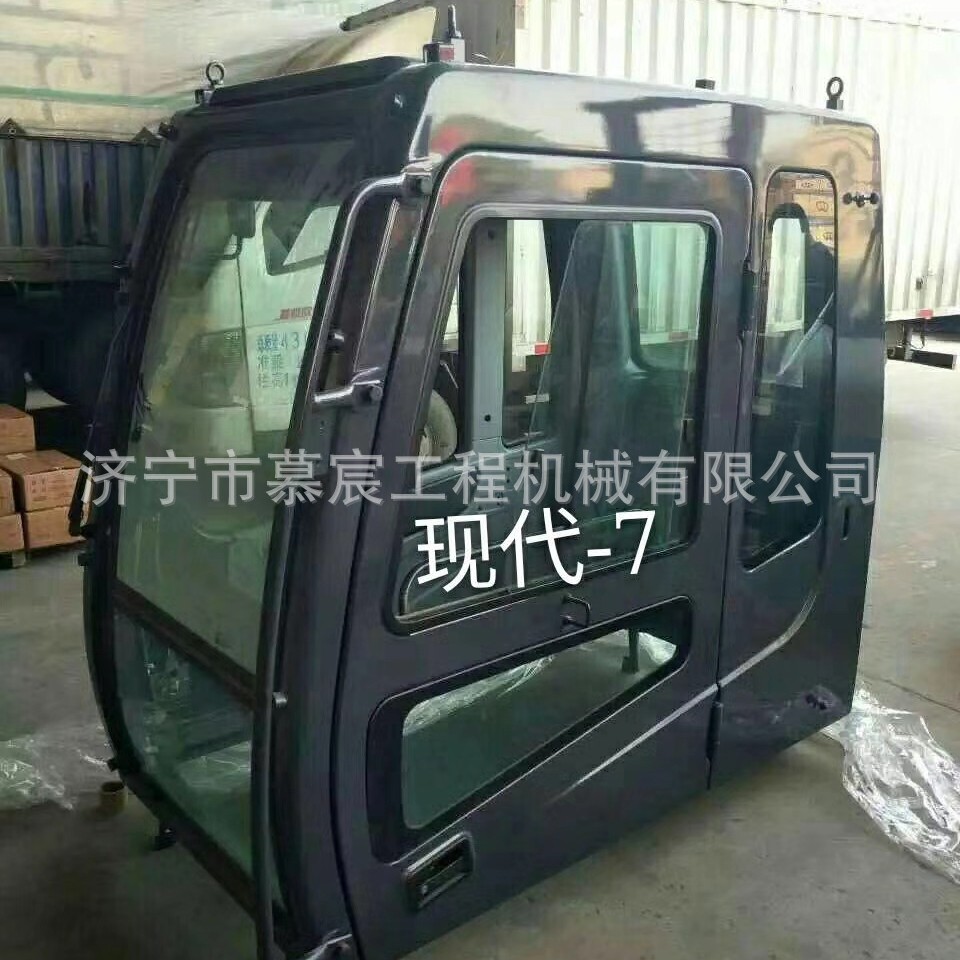 厂家直供现代R-7驾驶室全黑 驾驶室总成 优质全车配件 济宁慕宸