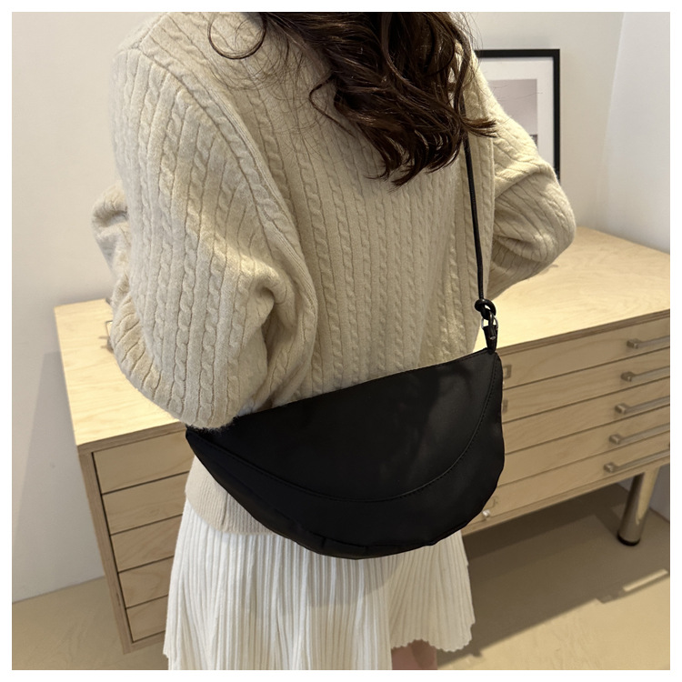 Oxford fabric 2024 casual new style with contrasting colors, light and simple, single-shoulder crossbody, underarm dumpling bag for women undefined
