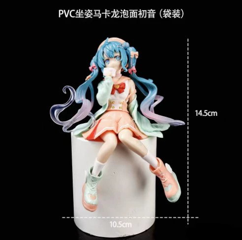 Фигурка Hatsune Miku, ПВХ, ~23 см — варианты Sakura и Cinderella в коробке
