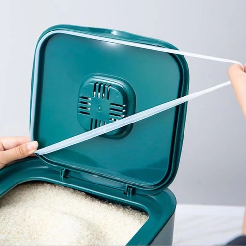 Japanese-style home kitchen insect-proof and moisture-proof rice storage box rice flour rice storage bucket sealed bucket 20 catties miscellaneous grain storage box