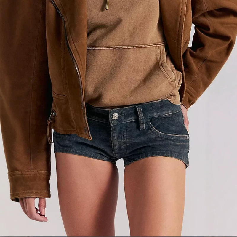 American retro style low-waisted blue-gray denim shorts for women, new summer tight-fitting, hip-hugging, stretchy, slimming hot pants American retro style low-waisted blue-gray denim shorts for women, new summer tight-fitting, hip-hugging, stretchy, slimming hot pants