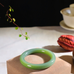 Jin Yu Tang Xinjiang Hetian Jade Collection Grade Hetian Jade Bracelet Jade Warm and Runs Green Years