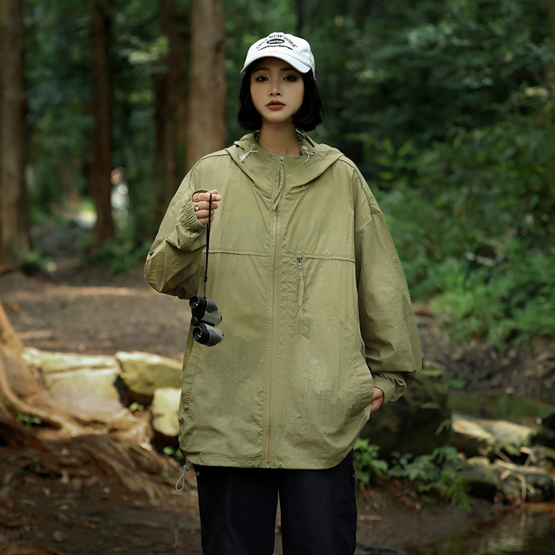 新しい日焼け止め服カジュアルアウトドアスポーツ女性の抗 UV 軽量通気性カップルフード付き 50+ スキン|undefined