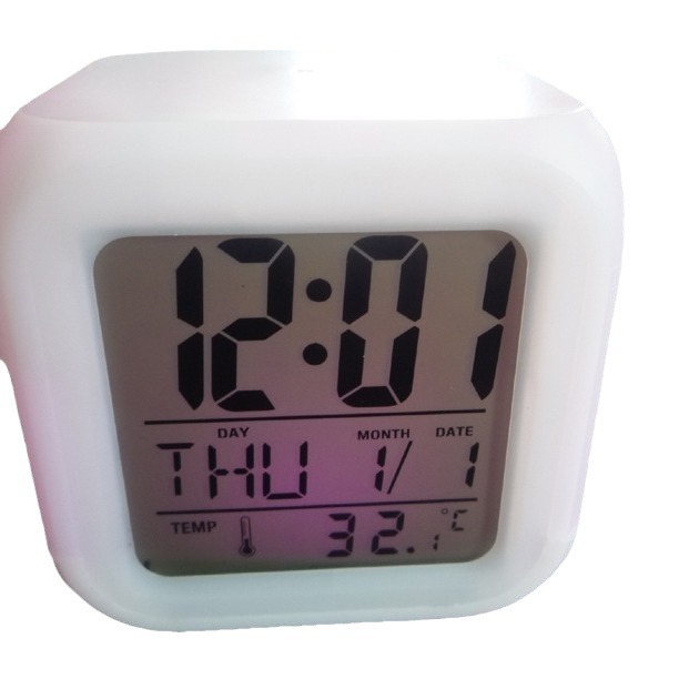 Reloj despertador LED multicolor, calendario perpetuo, reloj electrónico con cambio de color