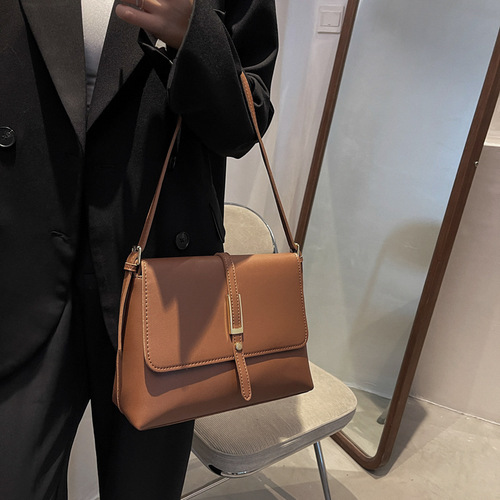 Cross-border premium European and American-style bags: Retro shoulder & underarm bags — 2024 new trendy niche design, chic small square crossbody bags