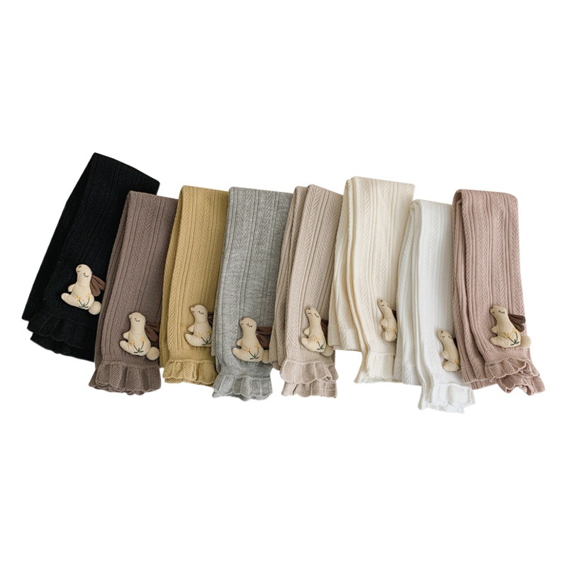 Pantalones para niños de algodón con volantes y pompón de conejo – moda primavera-otoño, para uso exterior.