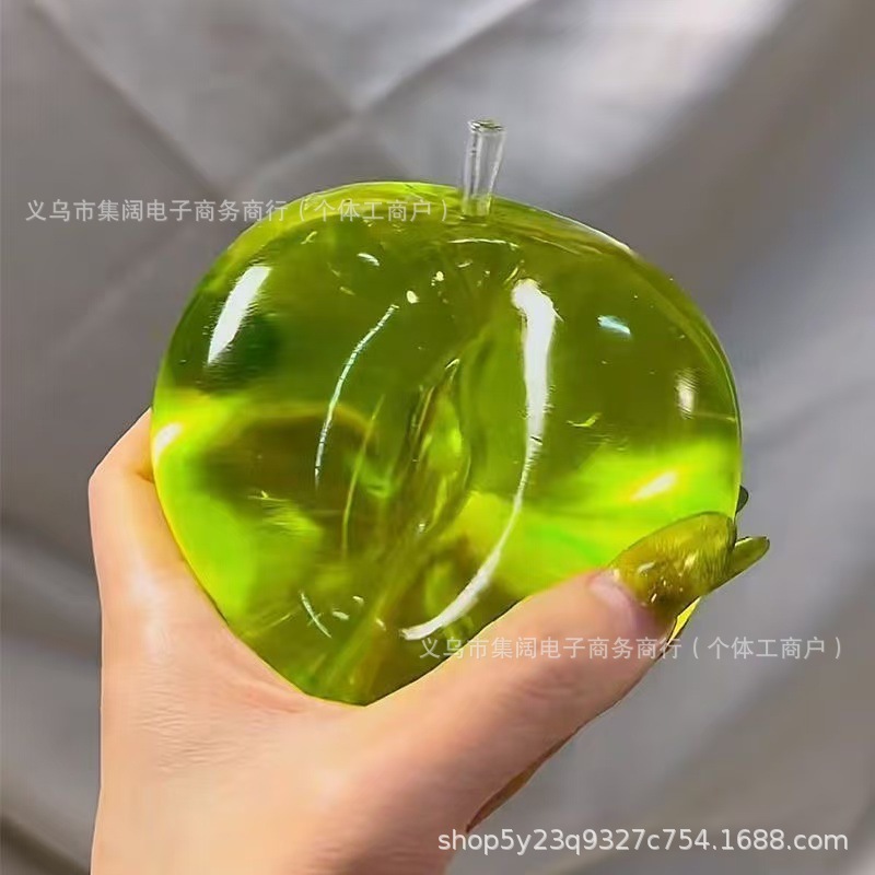 Xiaohongshu の同じスタイルのオーシャン グリーン アップル ピンチ プレイ、減圧と怒りを解放する、ギフトとしてのプラスチック製の遅い反発のピンチ プレイおもちゃ|undefined