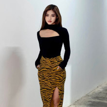 特价清仓黑色高领镂空上衣秋冬针织打底衫辣妹上衣女不退不换