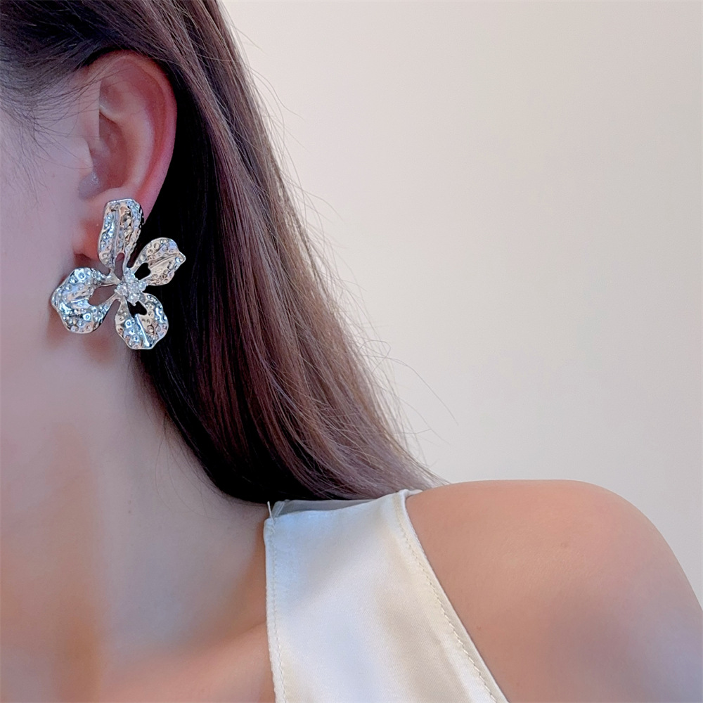 Flower Pattern 1 Pair Exaggerated Sweet Flower Plating Alloy Ear Studs