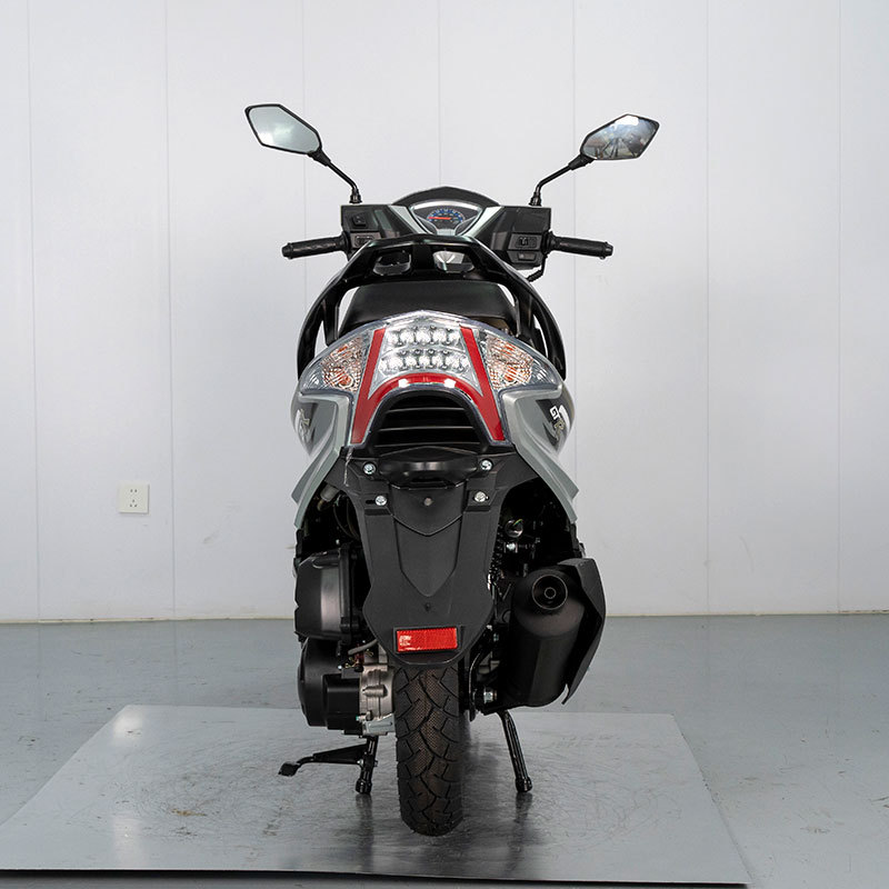 Exportación de motocicletas kazajas populares en el extranjero pedales de viajes motocicletas todoterreno para adultos motocicletas automóviles de combustible comercio exterior