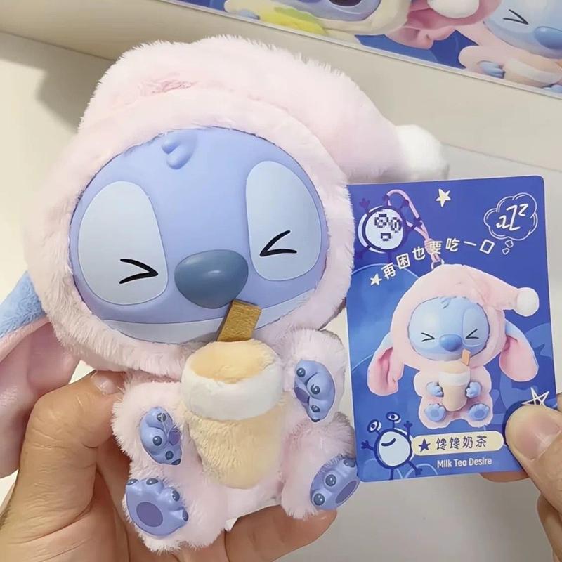 ミニと同じディズニーのスティッチのぬいぐるみ、とても眠くてもビニール製のブラインドボックスペンダントを一口食べたい|undefined