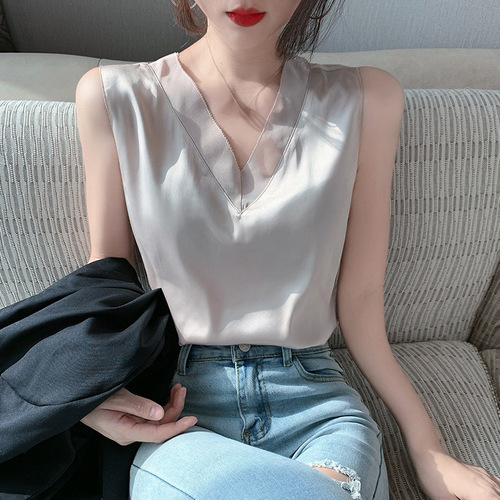 Ladies' summer outerwear satin strap top, sexy V-neck sleeveless professional suit inner layer base shirt, simple trendy top