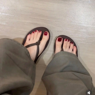 Internet Celebrity Whitening Cherry Toe Nail Polish No-Bake, Non-Tearable, Long-Lasting, Non-Fading, Waterproof, Quick-Drying Student Manicure