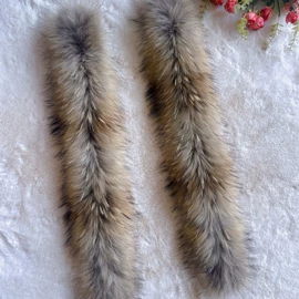 挂饰挂件;帽条;毛球