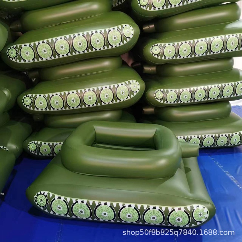 Spot/PVC inflatable water spray tank blowing water spray car game tank jet water gun/Cannon water spray