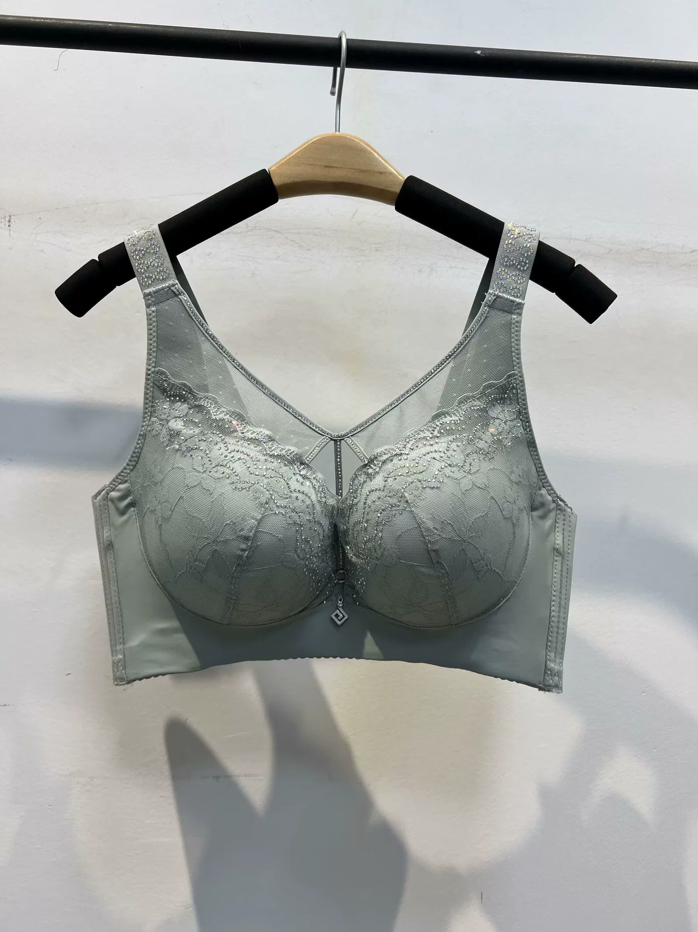 Breathable underwear, supporting sexy wireless bra, plus size