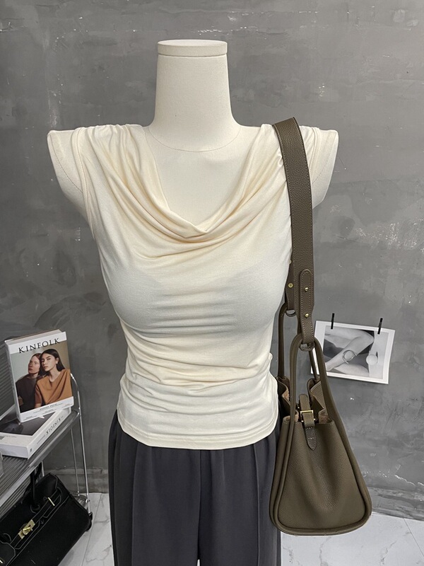 Gentle temperament ~ Korean version of swing collar T-shirt sleeveless short jacket simple high elastic solid color base shirt with summer