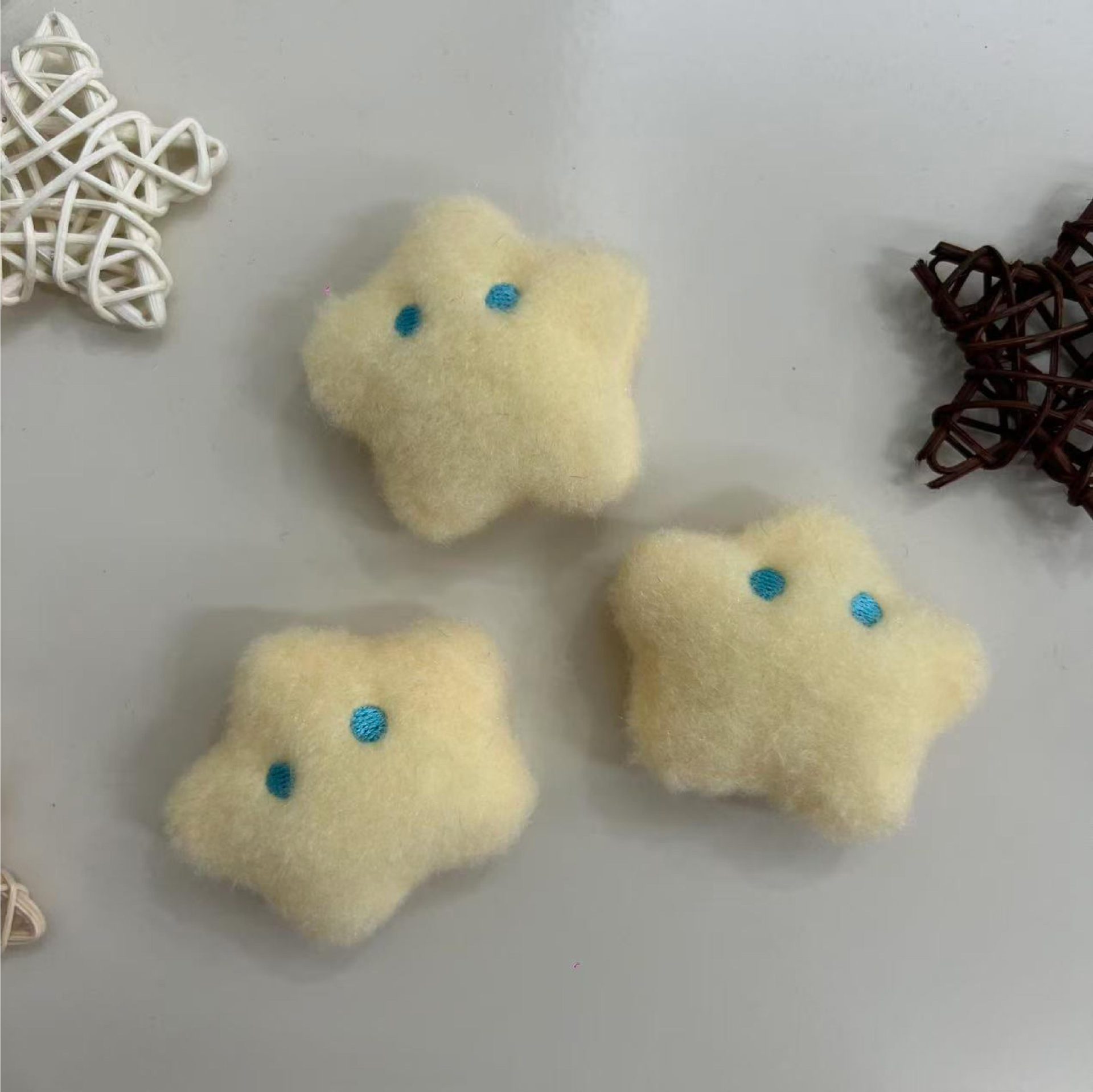 Cute Cream Yellow Plush Star Moon Brooch Soft Adorable Girl Autumn Winter Sweet Shoe Hat Clothing Accessories Pin Badge_voghion.com