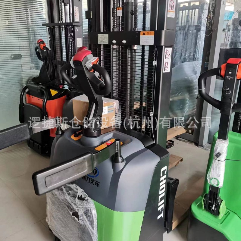 储力1.5吨站驾式电动堆高车踏板式电瓶堆垛车升高举升叉车托盘车
