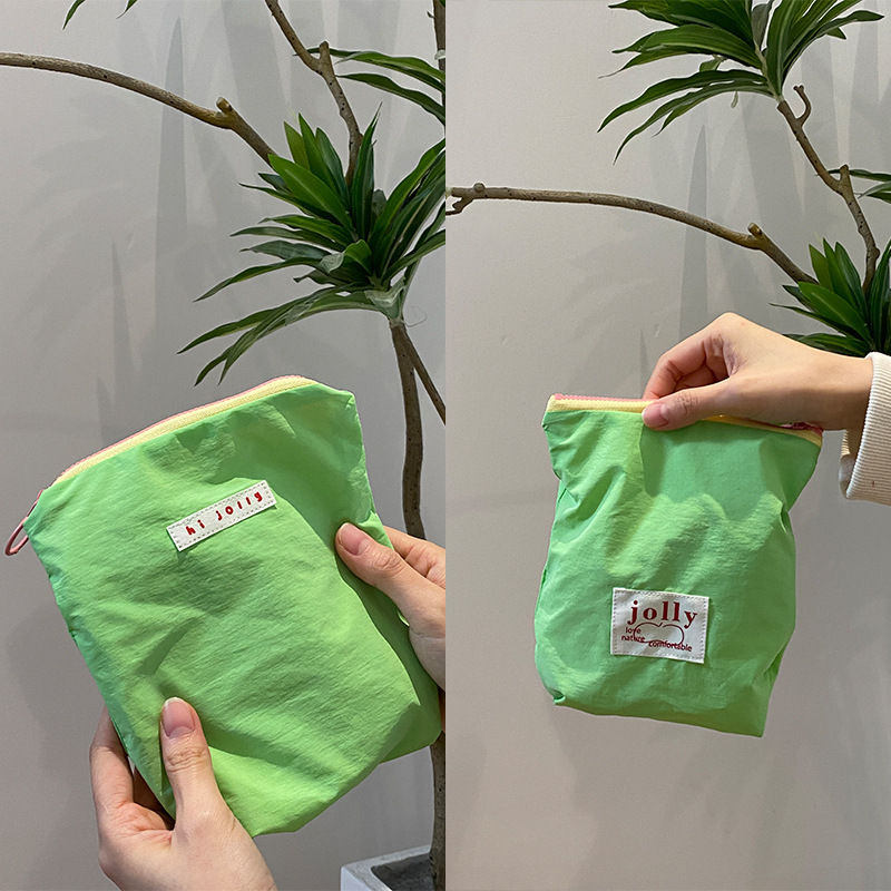 수직 동전 지갑 형광 녹색