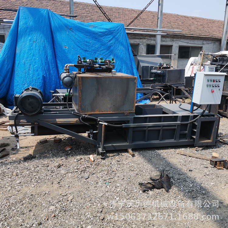 松散物料液压压块机 羊草青贮液压打包机 卧式方捆装袋打包机