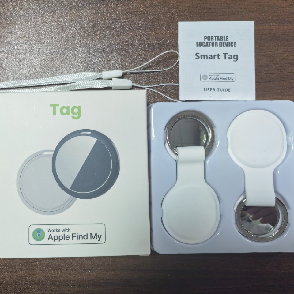Smart GPS Tracker for Pets, Children and Keys