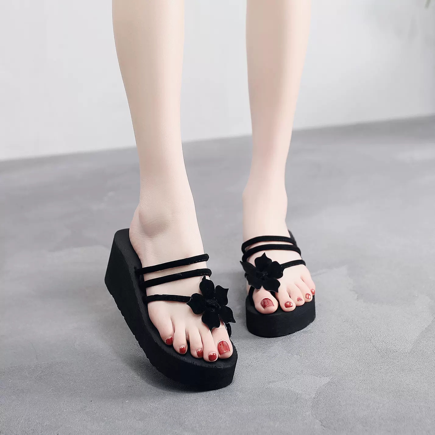 人字拖女鞋子女拖鞋女凉拖夏季批发出厂韩版沙滩学生外穿高跟厚底