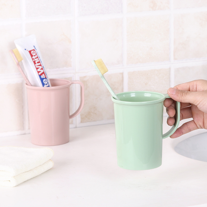 Z taza de enjuague bucal simple con mango taza de cepillo de dientes taza de lavado de pareja creativa Corea del Sur taza de cepillo de dientes de plástico portátil taza de cepillo de dientes