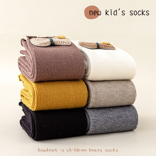 Children's Crew Socks for Fall and Winter, Korean Style, Solid Color with Small Floral Butterflies and Lamb Wool, Wholesale Baby Socks